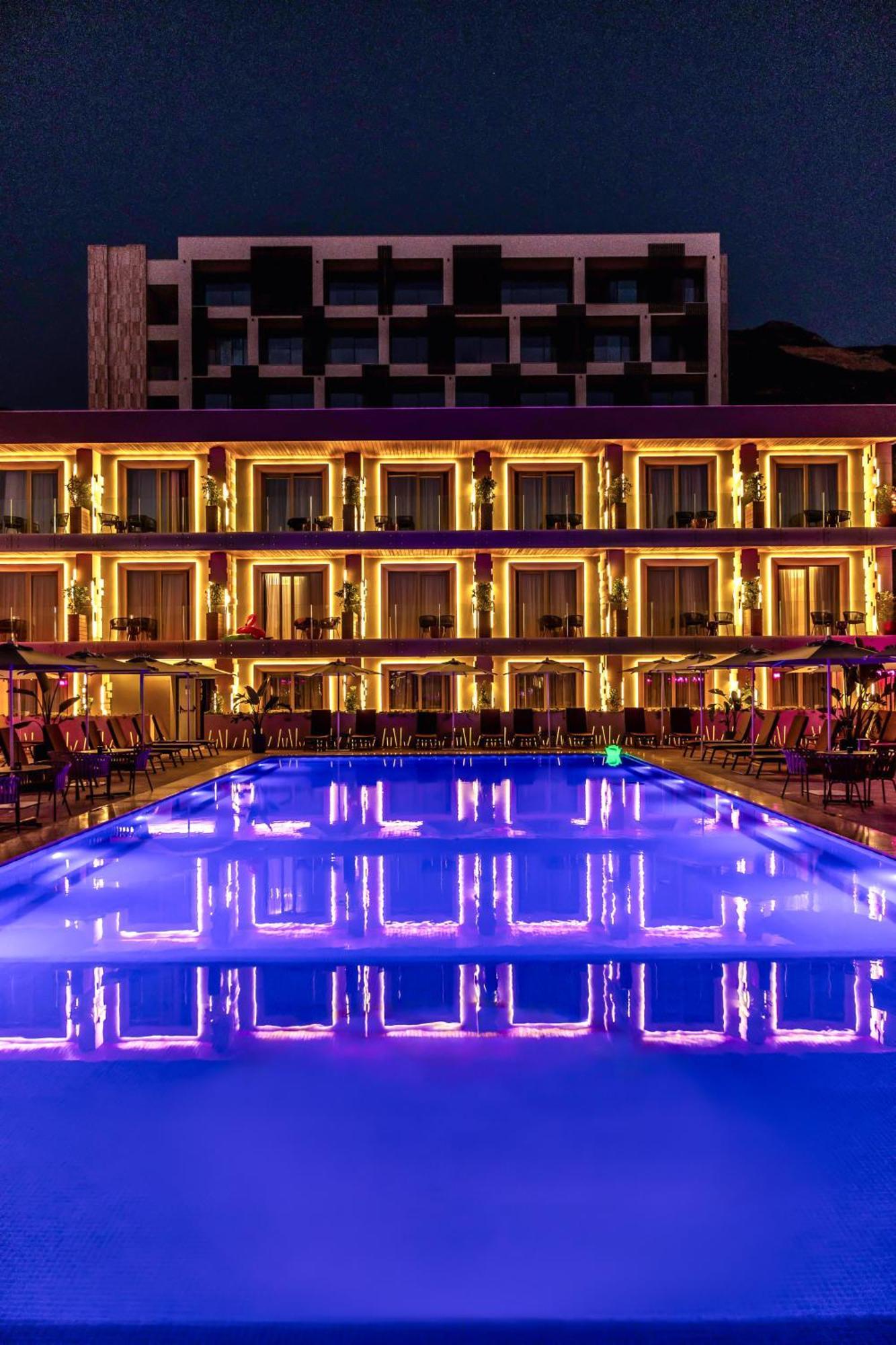 Hotel Vlora Priam, Affiliated By Melia Exterior photo
